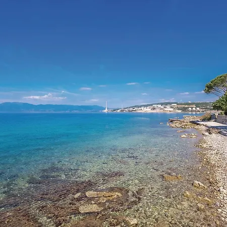 Amazing In Krizisce With Kitchen Vakantiehuis Veli Dol