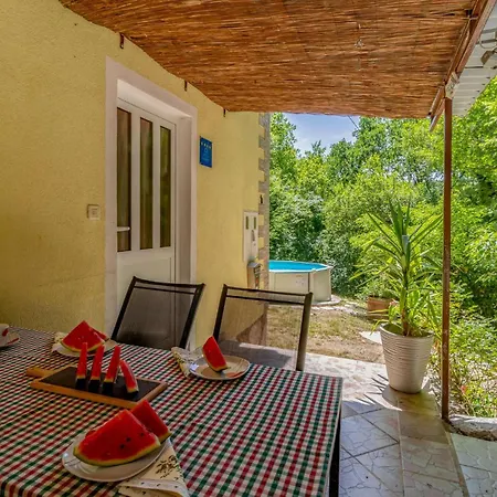 Amazing In Krizisce With Kitchen Holiday home *