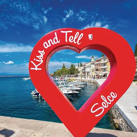 Amazing In Krizisce With Kitchen *