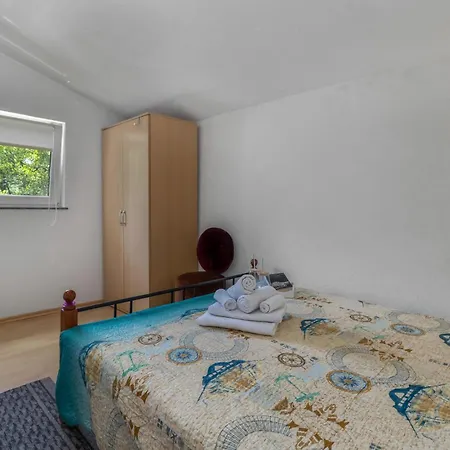 Amazing In Krizisce With Kitchen