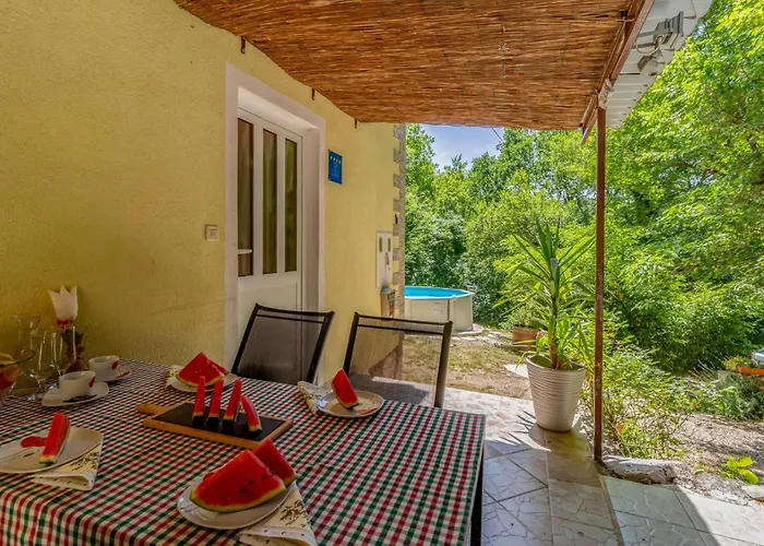 Amazing In Krizisce With Kitchen Holiday home *